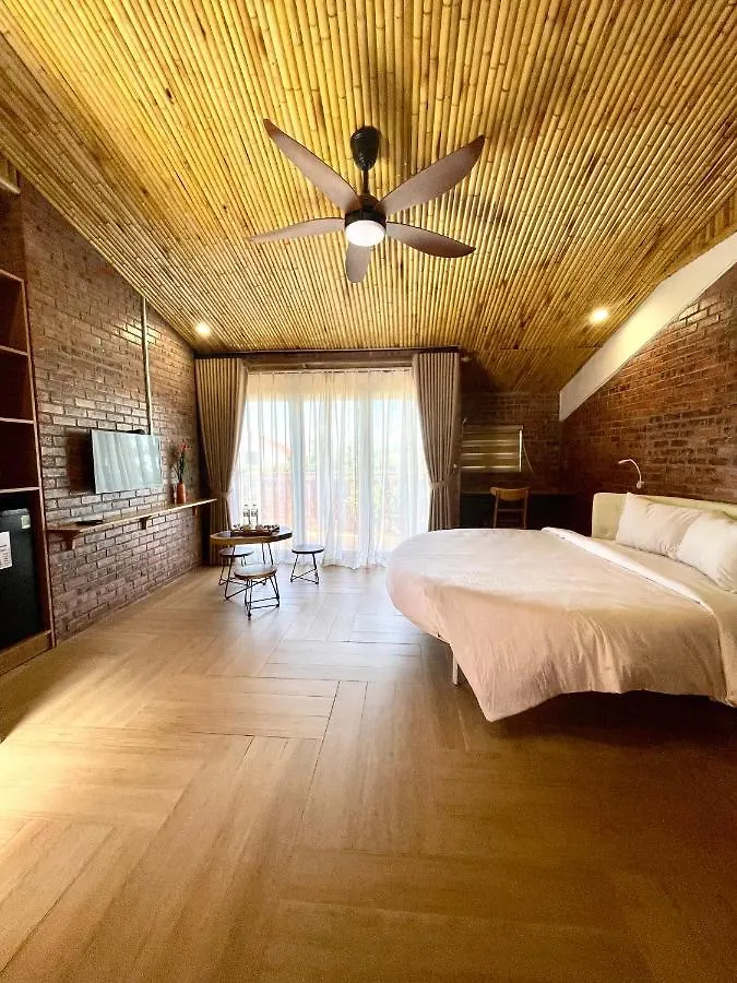 Hoi An Golden Bamboo An Bang Beach Villa & Spa ベッド・アンド・ブレックファスト