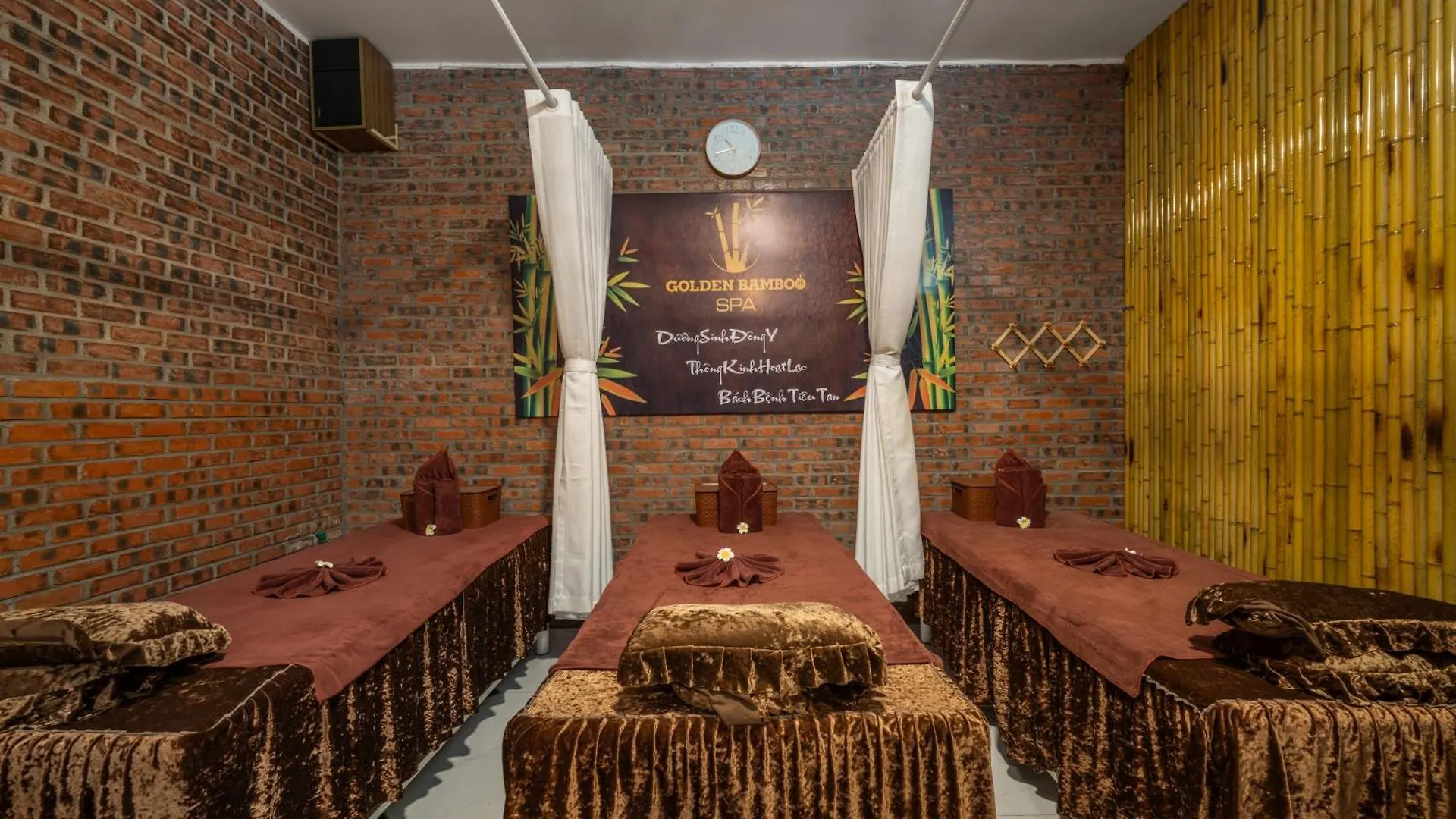 Hoi An Golden Bamboo An Bang Beach Villa & Spa ホイアン