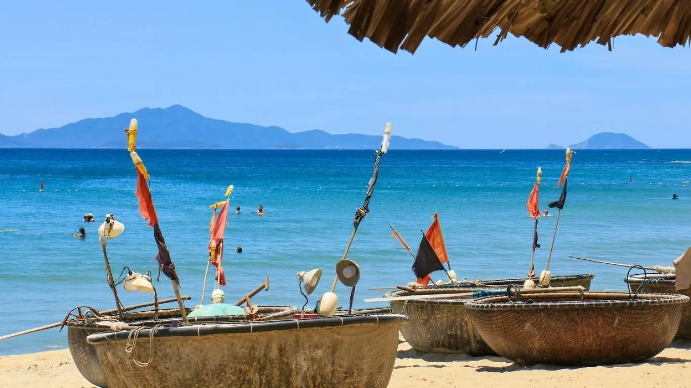 Hoi An Golden Bamboo An Bang Beach Villa & Spa ベッド・アンド・ブレックファスト ホイアン