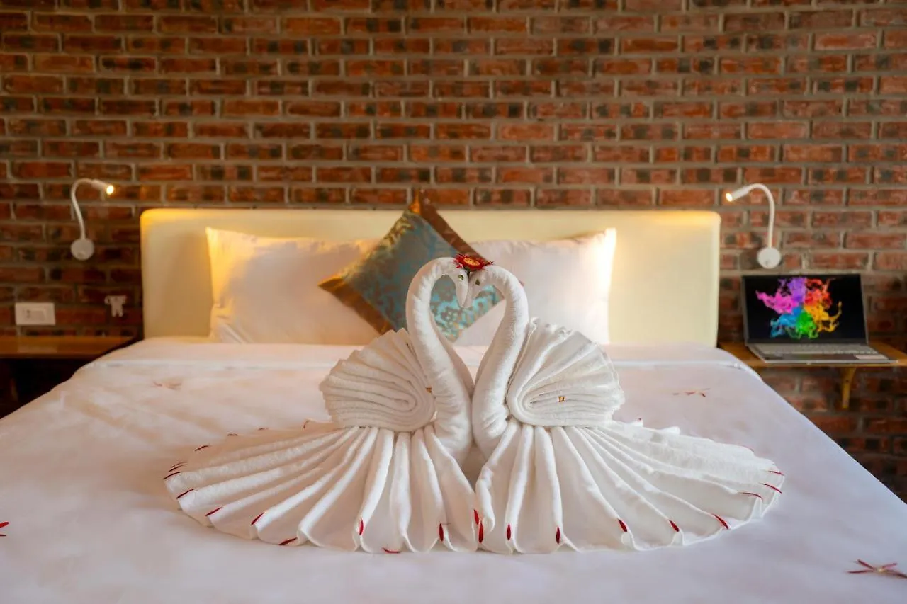 Hoi An Golden Bamboo An Bang Beach Villa & Spa Bed & Breakfast