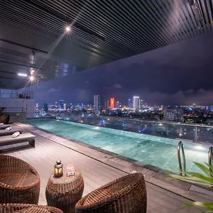https://san-marino-boutique.dananghotels.net