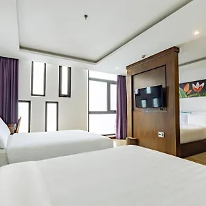 Golden Sun By New Sky Travel Hotel Da Nang